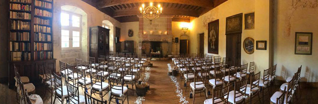 Wedding reception in Knights Hall / Cérémonie de mariage dans la salle des Chevaliers